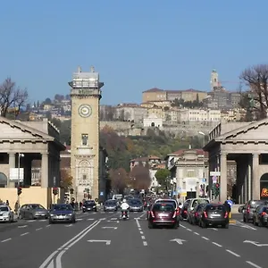 Monet Bérgamo
